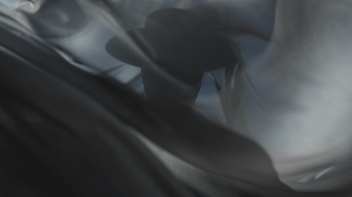 PALIMPSESTO-video-performance-sintora-artista-arte-contemporaneo-creation-art-artist-1417x795